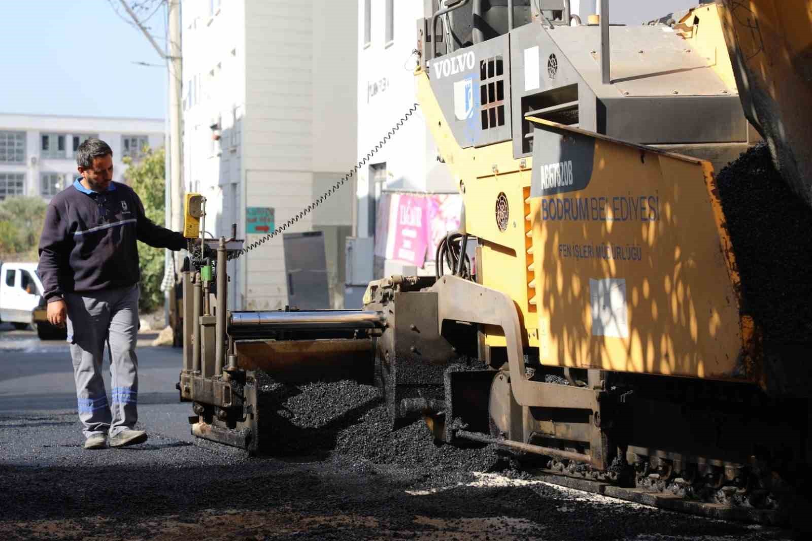 Bodrum’da yol çalışmaları dört mahallede sürüyor