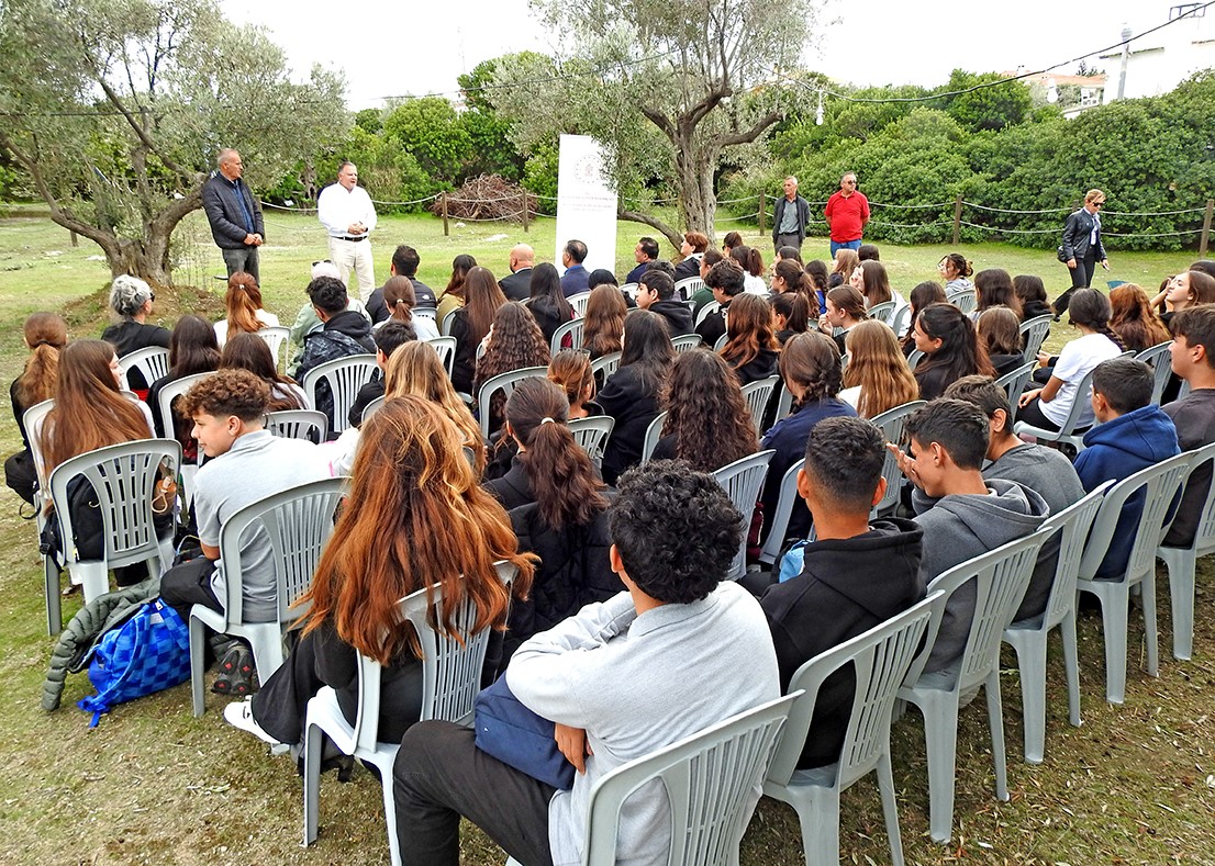 Fahrettin Kerem Çevik, Çeşme’de Kültür Yolu Festivali etkinliklerini inceledi