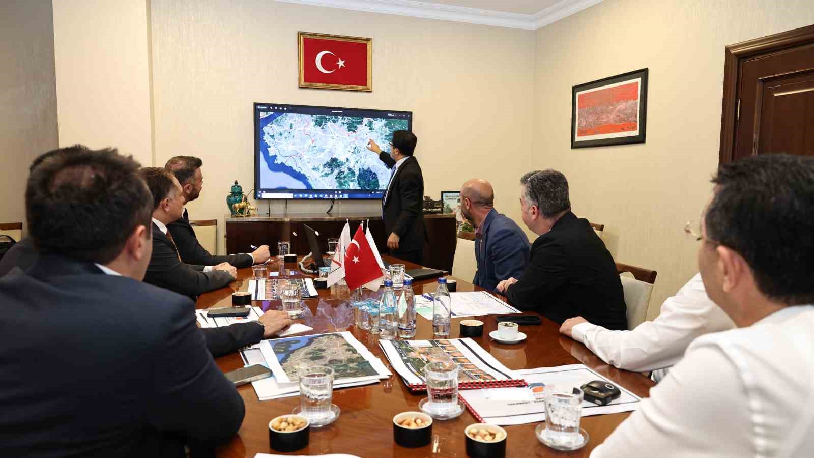 Çekmeköy’de ulaşım yatırımları için görüşmeler devam ediyor