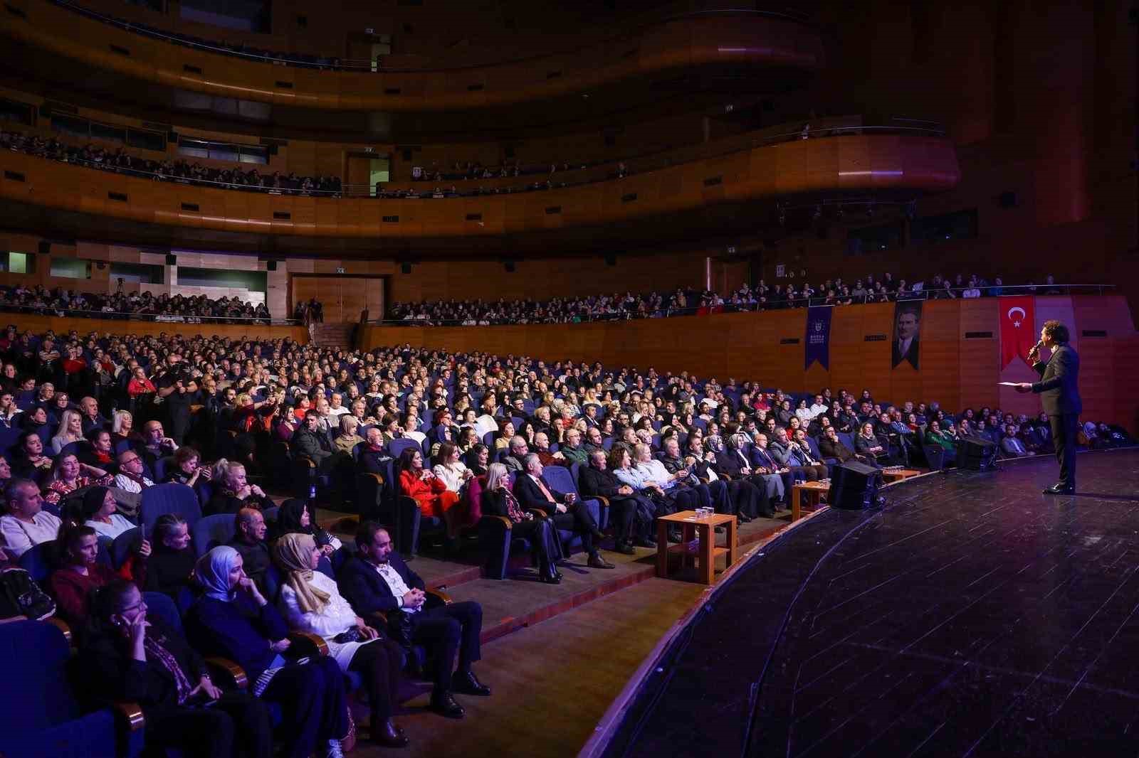 Alaturka’nın Yıldızları’ Bursa’da sahne aldı