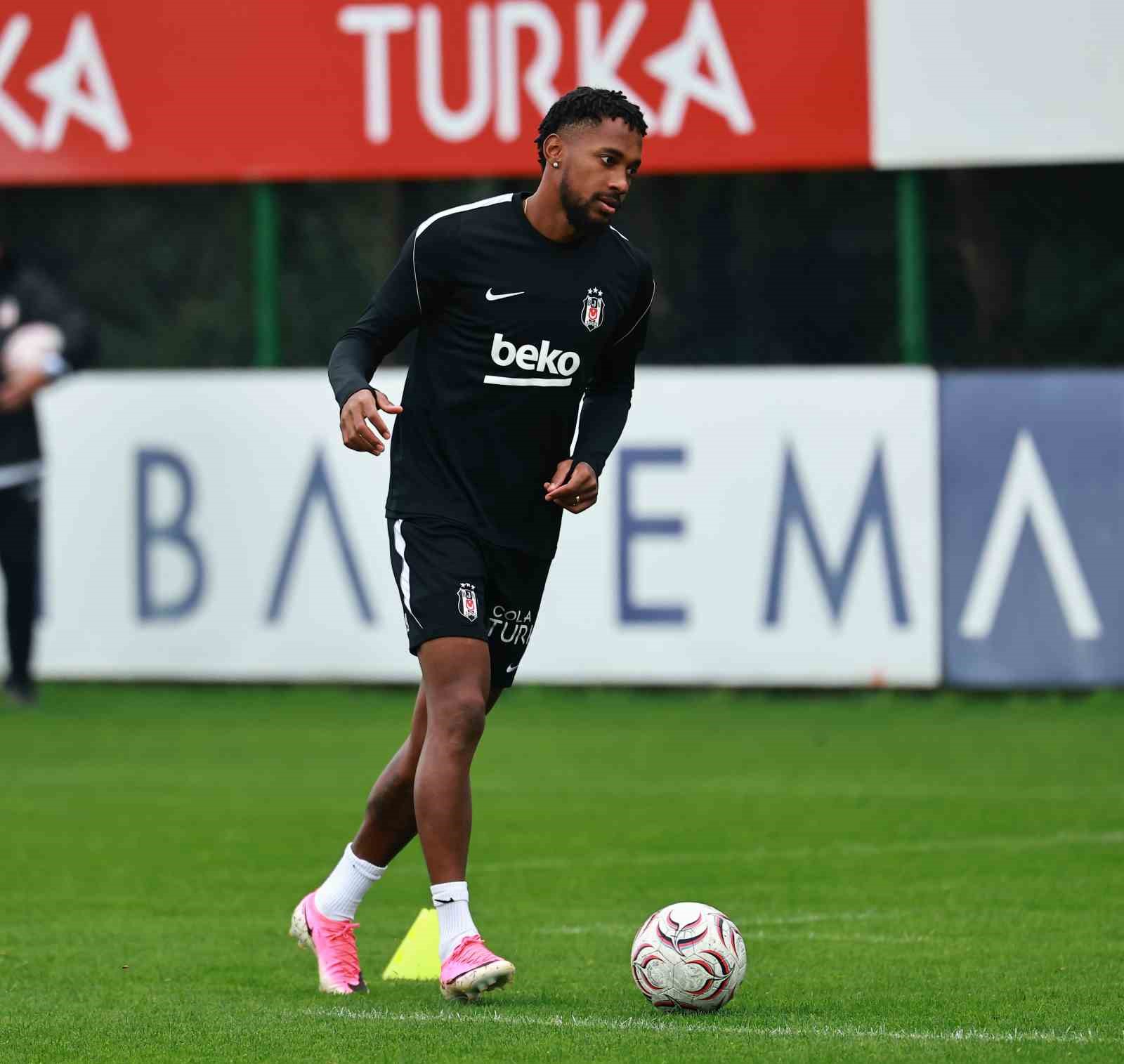 Beşiktaş, Kasımpaşa maçı hazırlıklarını tamamladı