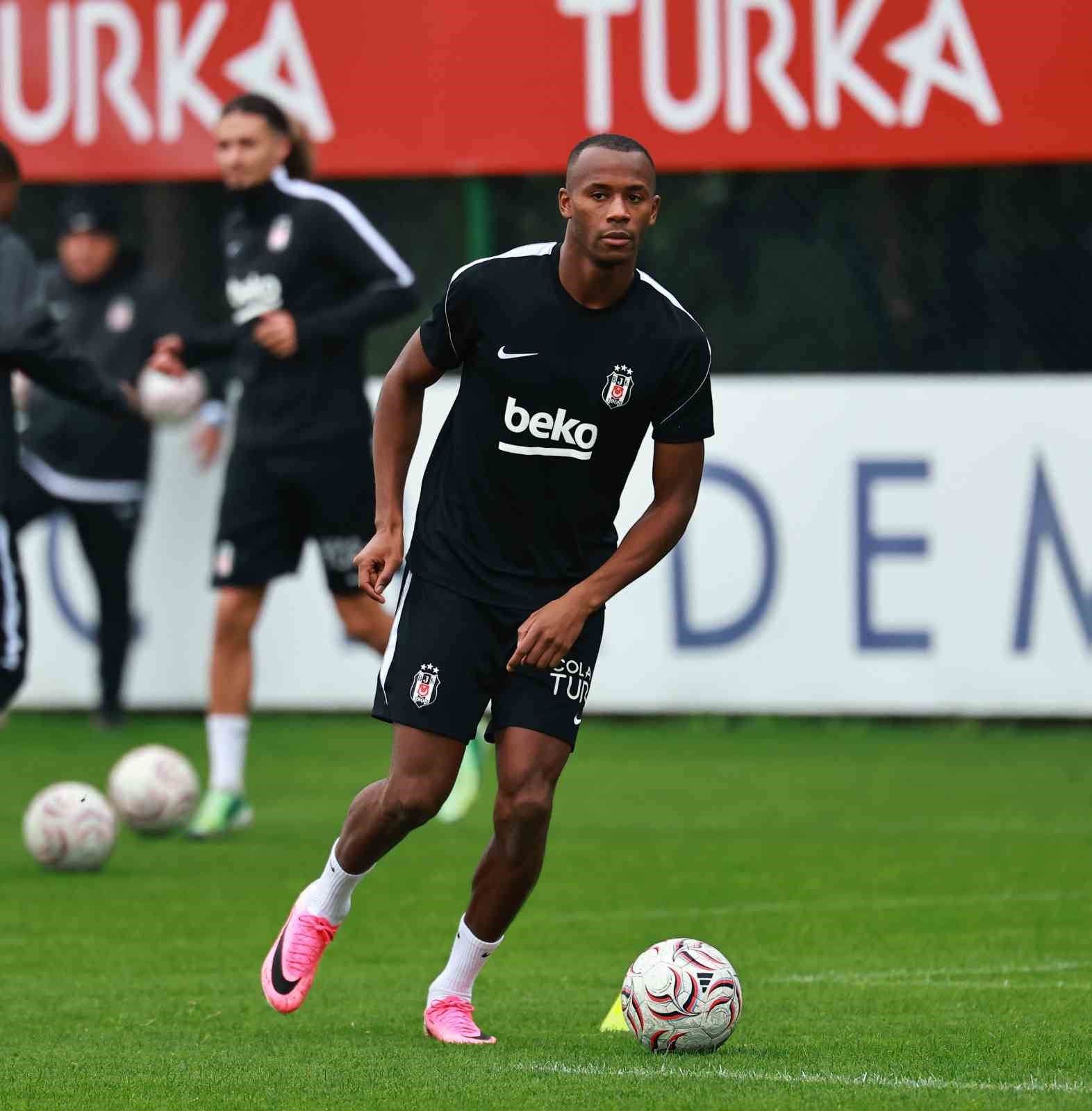 Beşiktaş, Kasımpaşa maçı hazırlıklarını tamamladı
