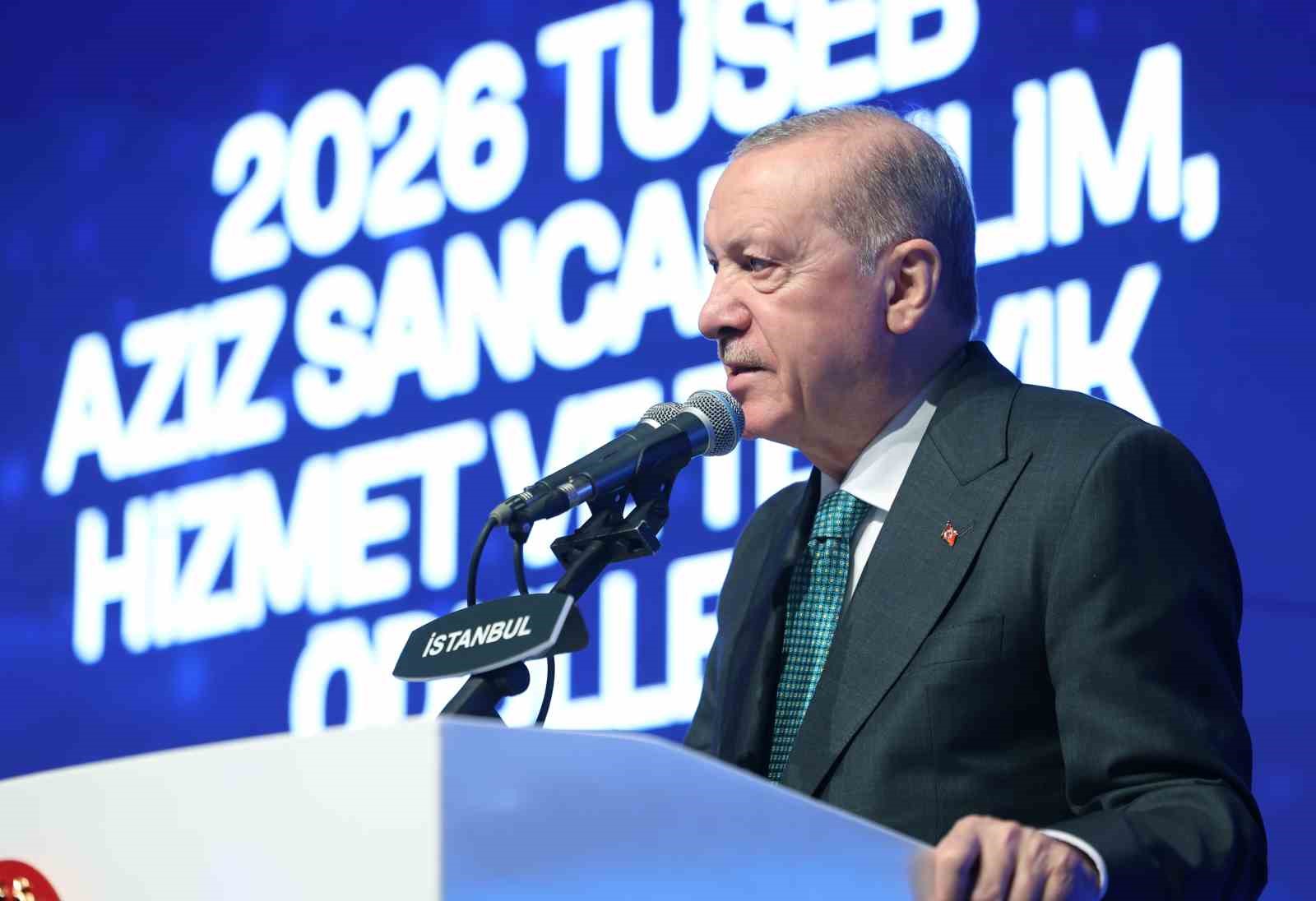 Cumhurbaşkanı Erdoğan: "Sağlıkta zirveye oynamayı sürdüreceğiz"