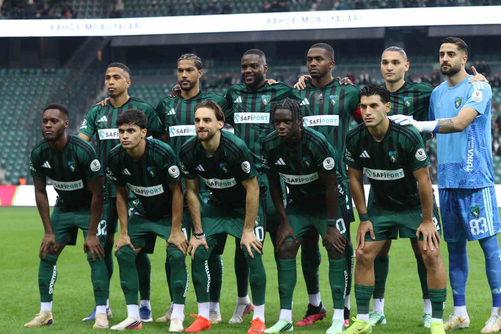 Trendyol Süper Lig: Kocaelispor: 0 - Çaykur Rizespor: 0 (Maç devam ediyor)