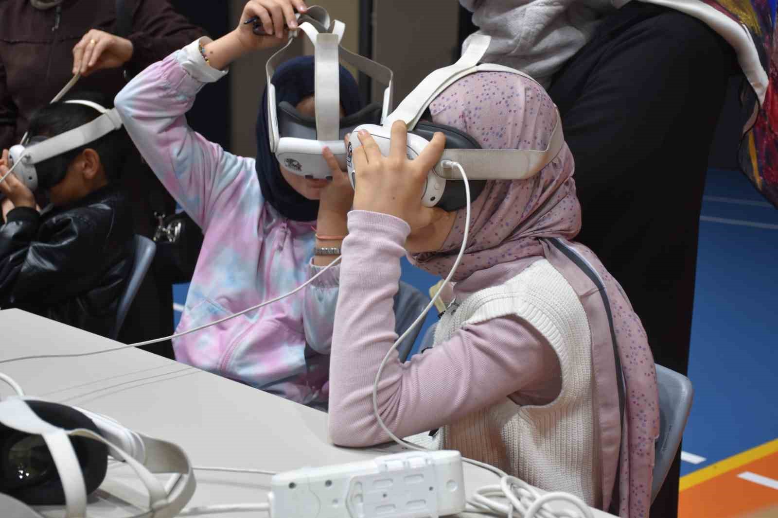Siverek’te çocuklar uzay ve sanal gerçeklikle buluştu