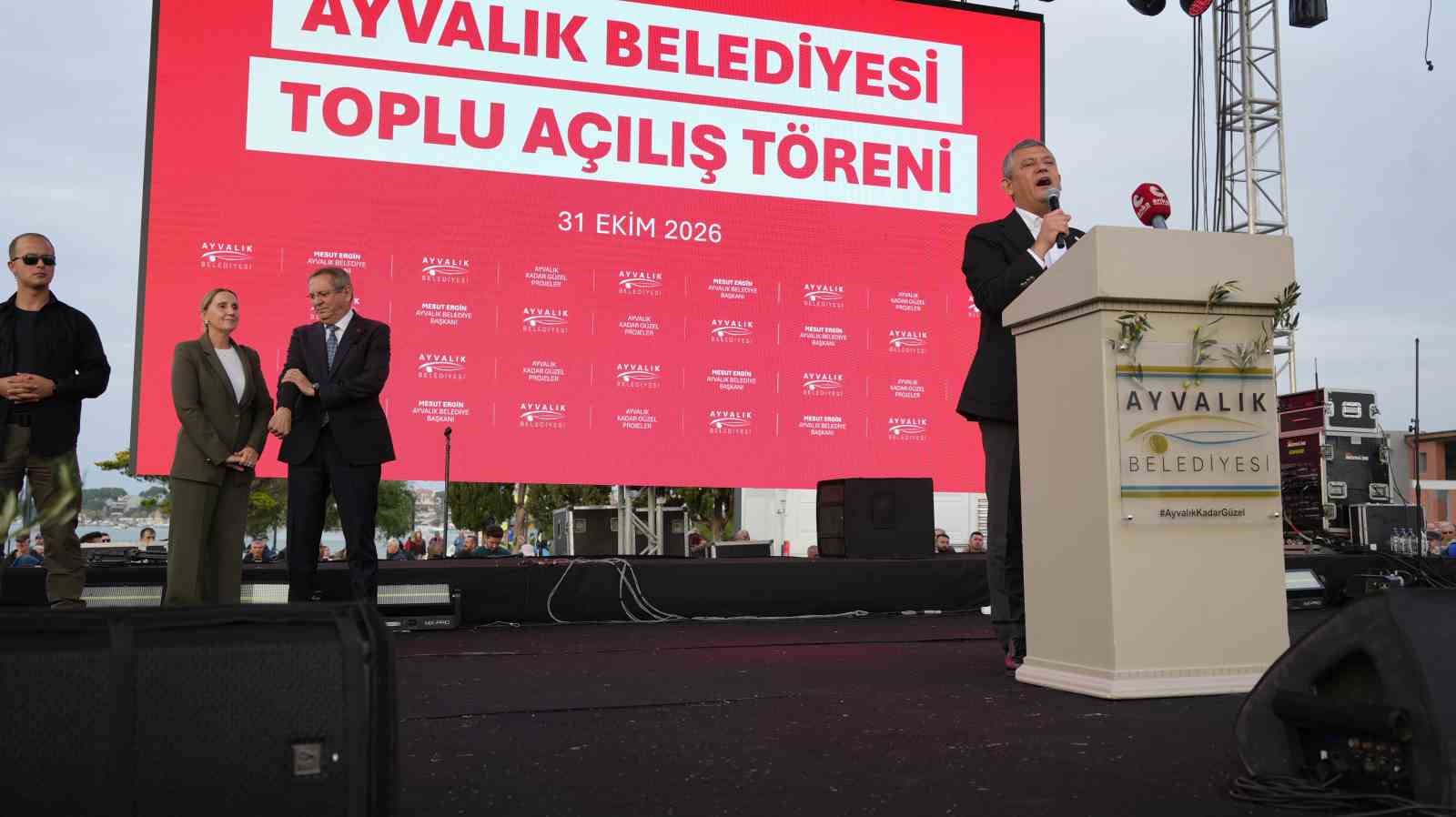 Özgür Özel’den Balıkesir Körfezi’ne çıkarma: 4 ilçede zeytin mesaisi