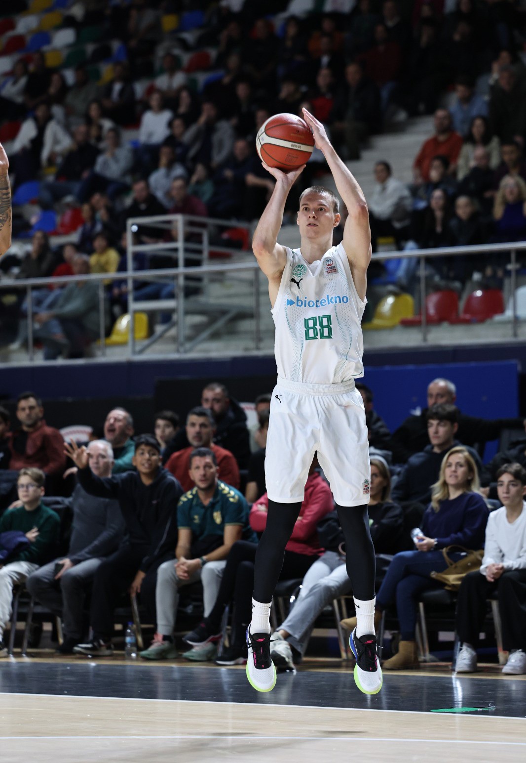 Basketbol Süper Ligi: Körfez Basket: 86 - Trabzonspor: 94