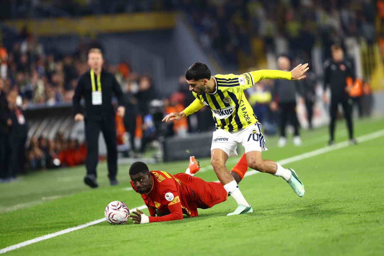 Trendyol Süper Lig: Fenerbahçe: 0 - Göztepe: 0 (Maç devam ediyor)