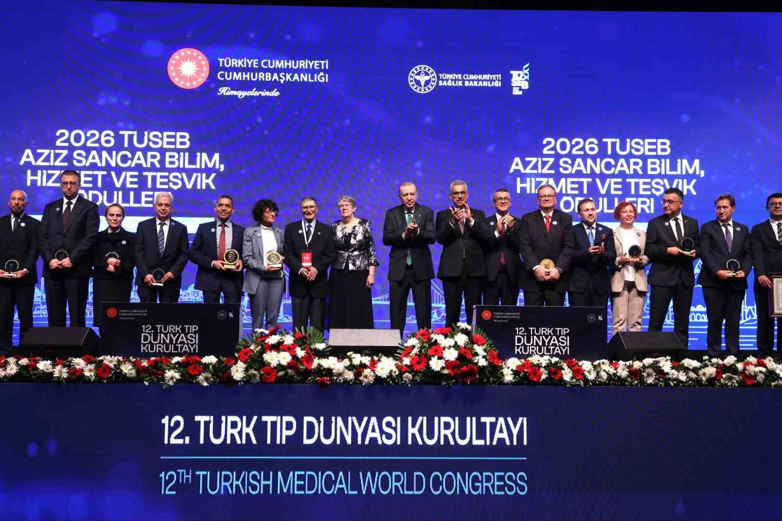 Bakan Memişoğlu: "Türkiye’yi sağlık teknolojilerinde öncü ülkelerden biri haline getirmek için çalışmaya devam edeceğiz"