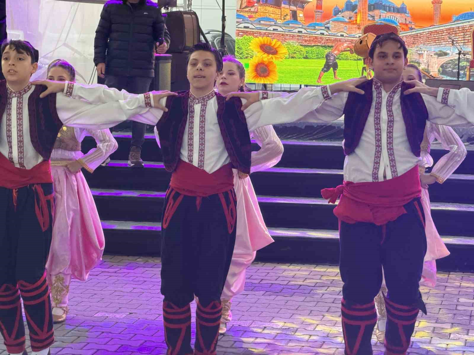Sultangazi’de Trakya, Rumeli ve Balkan rüzgarı esti