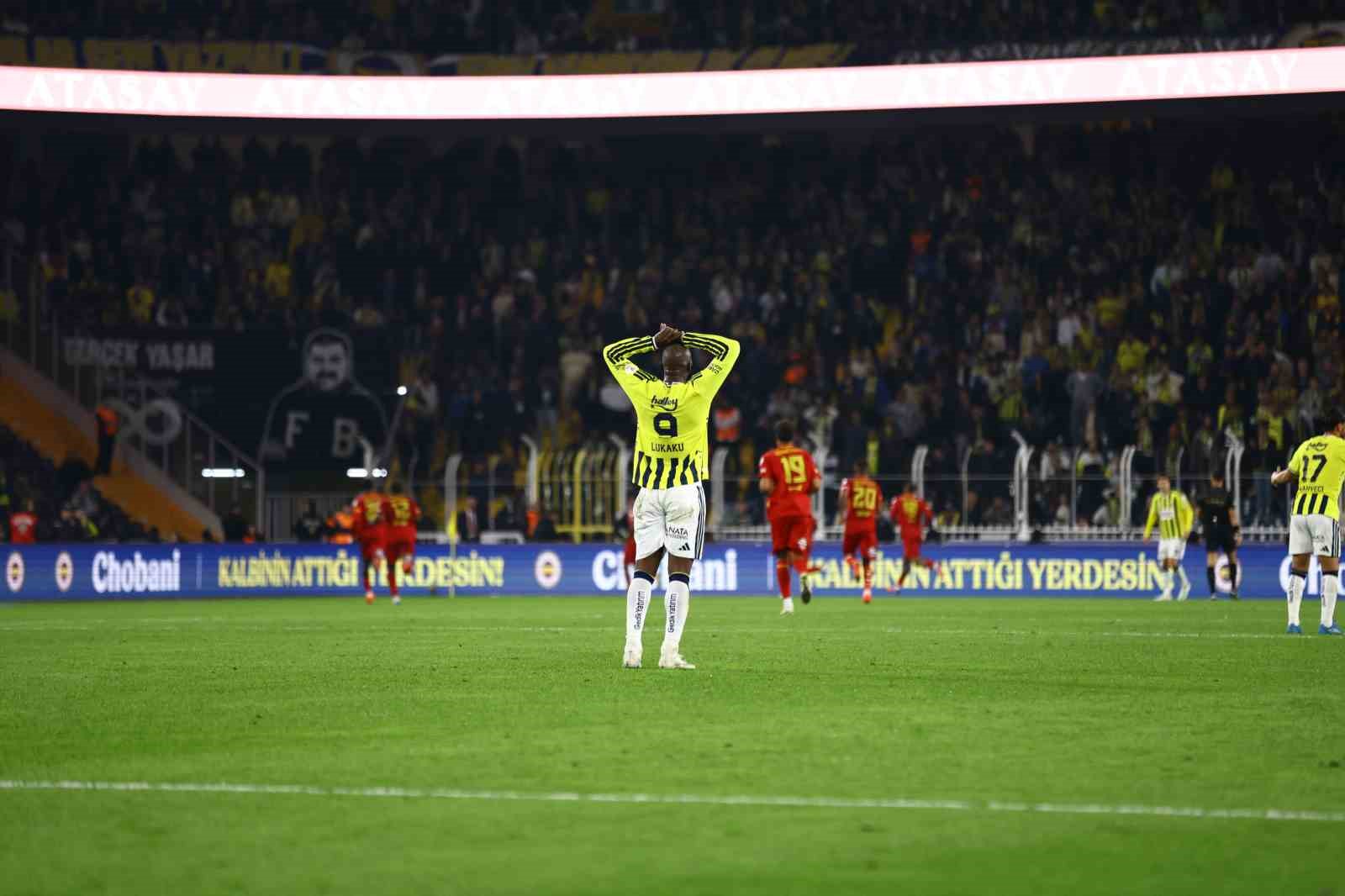 Trendyol Süper Lig: Fenerbahçe: 1 - Göztepe: 2 (Maç sonucu)
