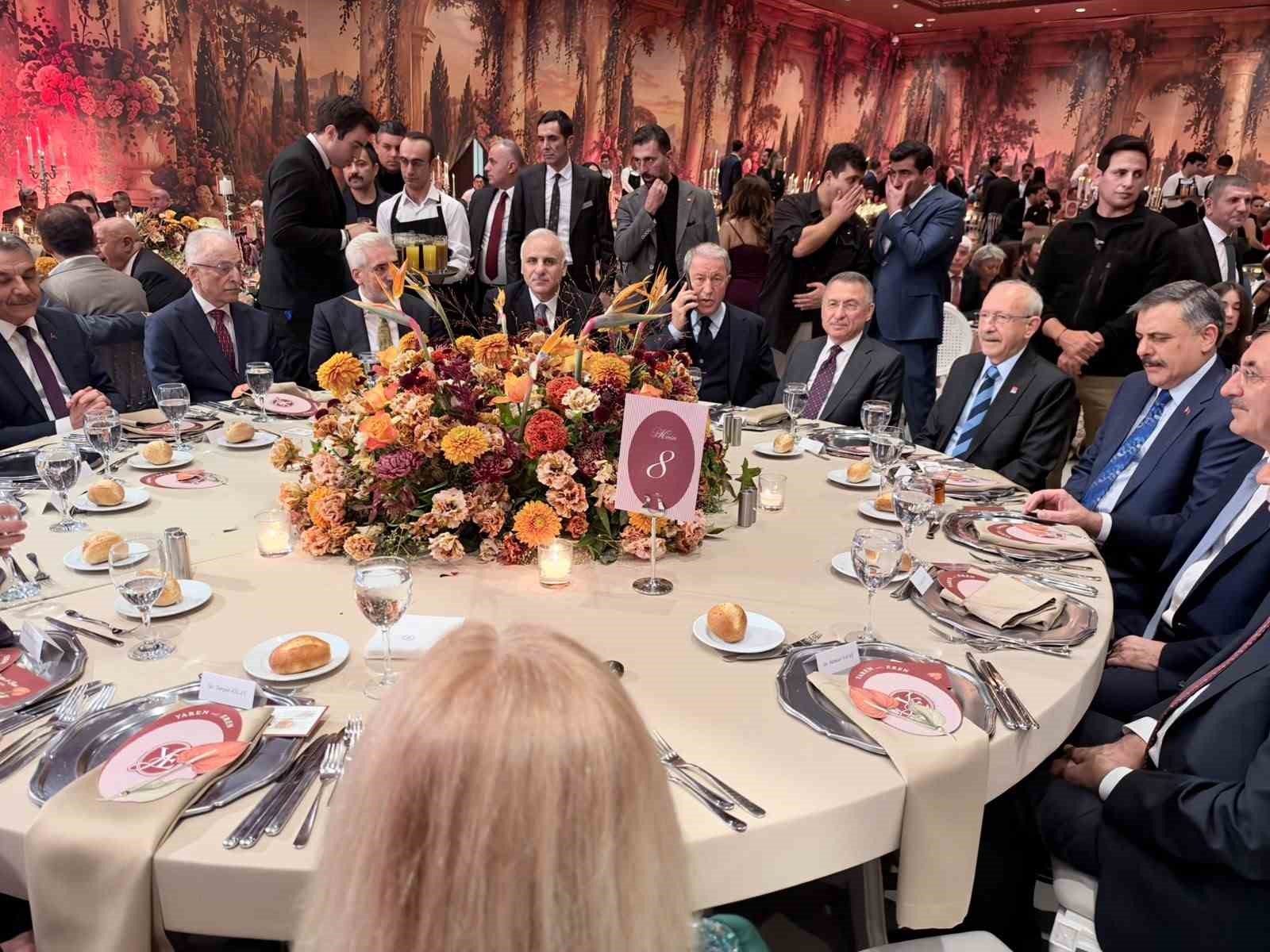 CHP Elazığ Milletvekili Erol’un oğlunun nikahı siyaset dünyasını bir araya getirdi