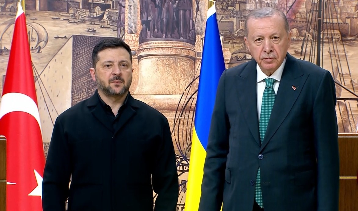 Cumhurbaşkanı Erdoğan: "Ukrayna’daki barışın sağlanmasına yönelik son dönemde artan çabaları ve Karadeniz’deki güvenlik durumunu etraflıca ele aldık"