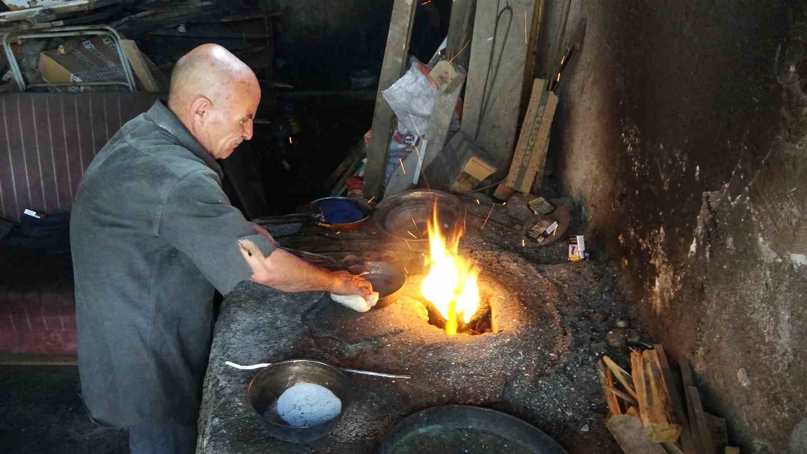 KALAYCILIK MESLEĞİ SORGUNDA SON DEMLERİNİ YAŞIYOR