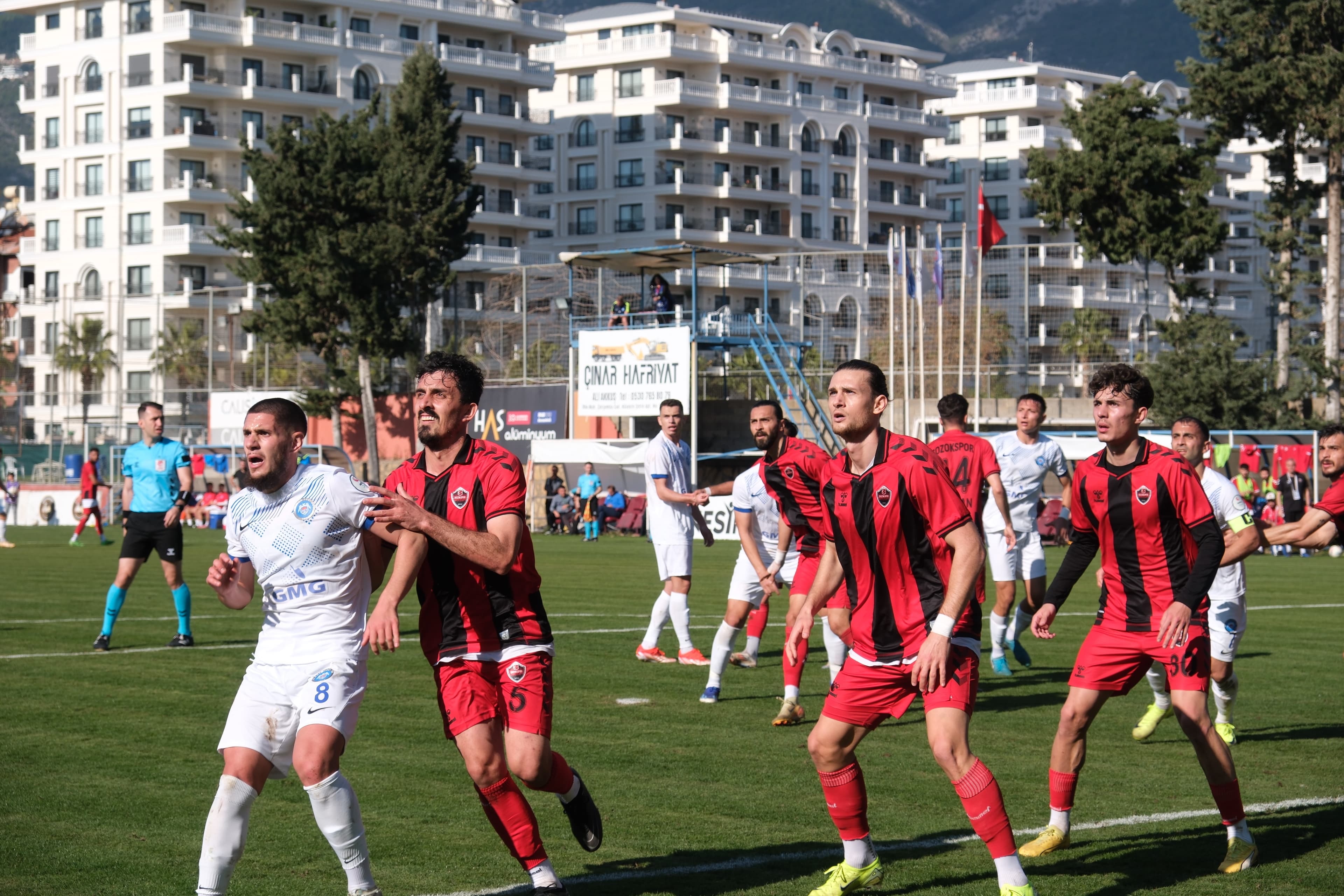 BOZOKSPOR 2.YARININ İLK MAÇINDA HAYAL KIRIKLIĞI YAŞATTI: 2-1