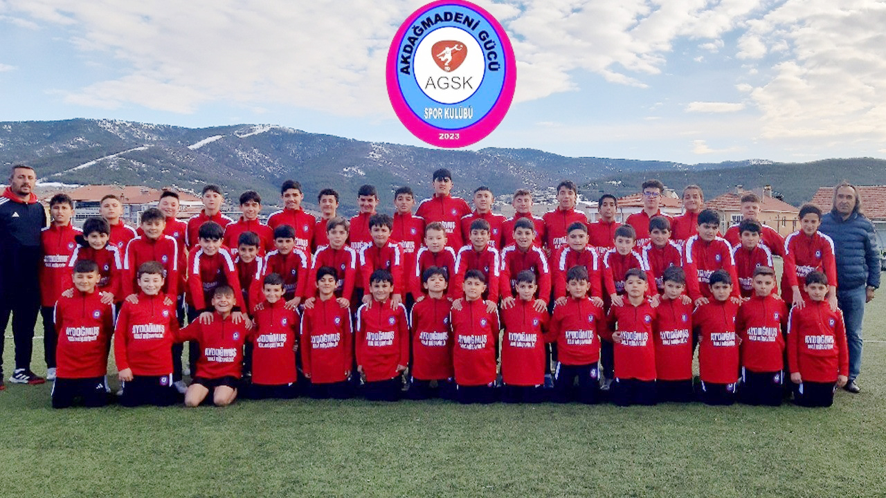 AKDAĞMADENİ GÜCÜ SPOR U-16 FUTBOLUYLA GÖZ DOLDURUYOR